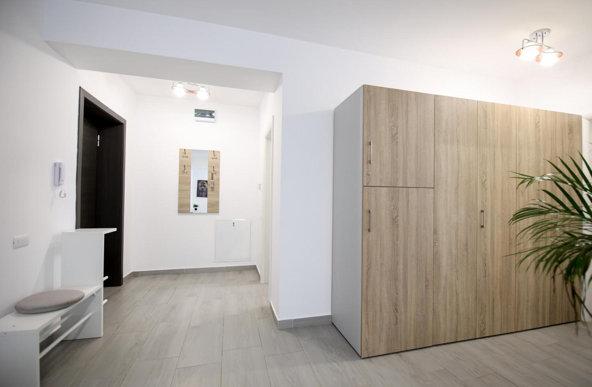 Vitan Central Oasis ---Free Secured Private Parking---Self Check-In-- Bukarest Rum bild
